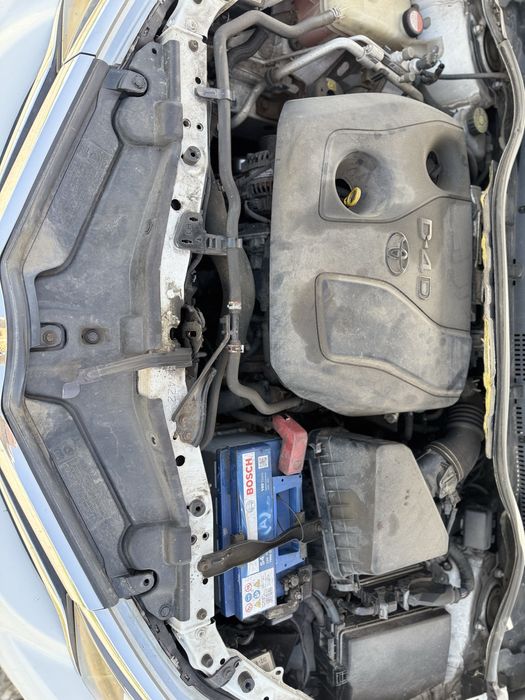 Dezmembrari toyota auris 2010-2016