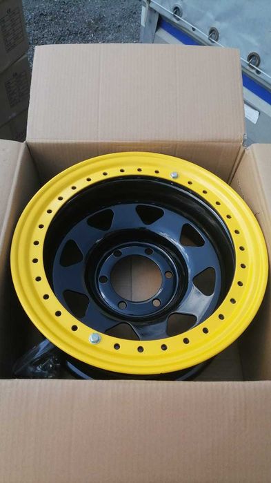 Jante din tabla offroad cu BEADLOCK galben 16x8J 6x139.7 ET -35 CB 110