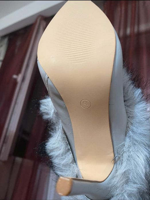 Cizme gri marime 39 noi