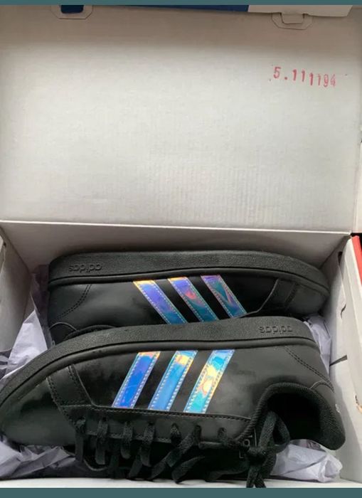 Pantofi sport de firmă