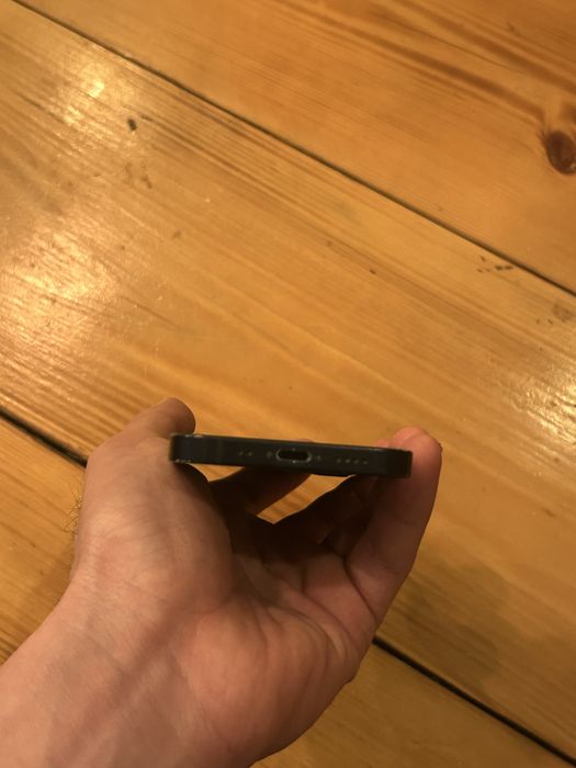 Айфон 12  мини.