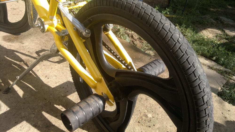 Велосипед BMX много запазен