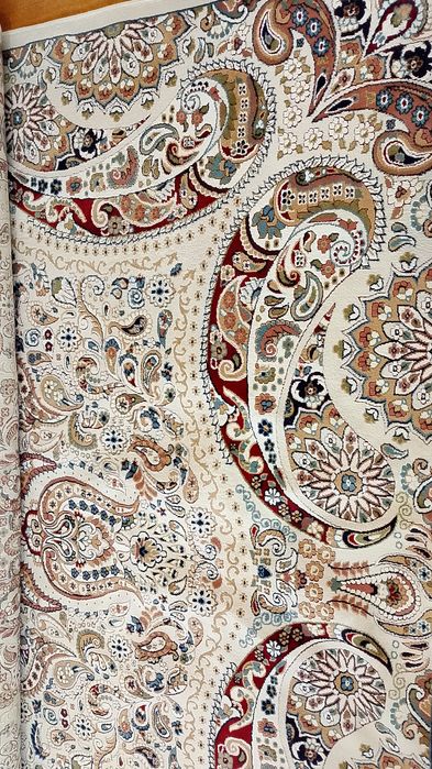 Продам ковер 2.5*400