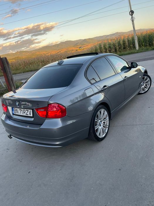 BMW E90 lci Facelift .An 2012. Motor 2.0 d 184 cp  filtru activ. 290 mi km reali. Cutie automata.