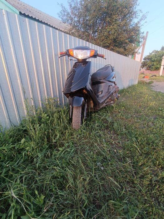 Скутер 150 кубов