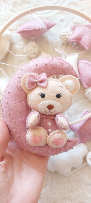 Carusel bebelusi. Carusel handmade. Carusel pentru patut. Carusel fetite Carusel ursulet  Carusel roz  Carusel pentru bebelusi premium