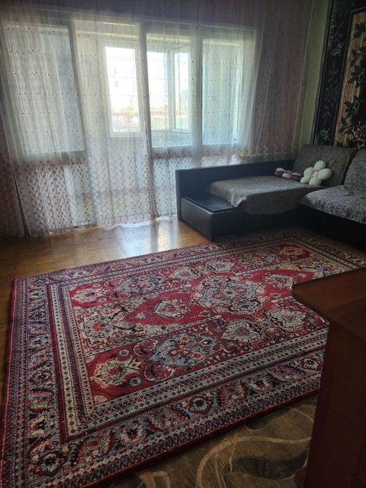 Сдается 2-х комнатная квартира:Улица Бобура