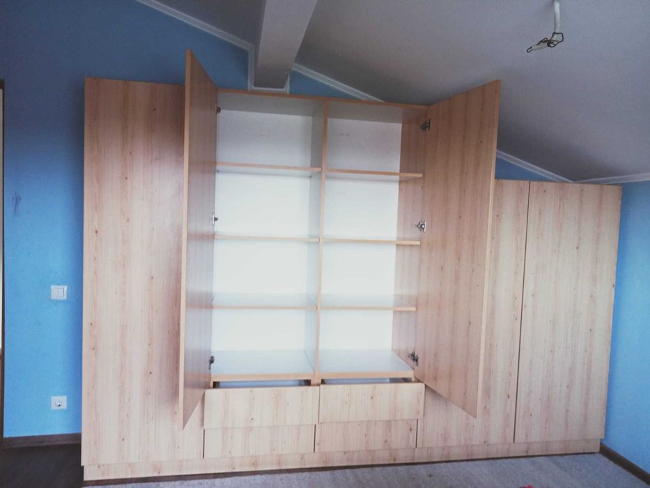 Set mobilă cameră tineret 4 corpuri