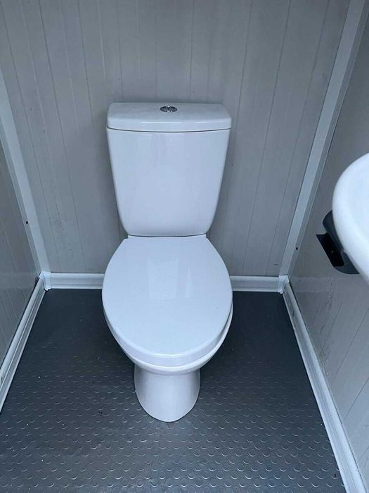 Тоалетна кабина. WC.