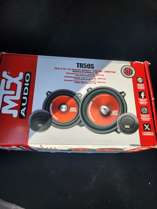 Vând boxe auto ,mie nu mi se potrivesc la mașină mea ,sunt noi