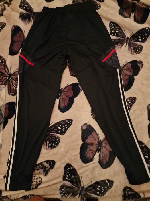 Тренировъчeн анцуг на Байерн