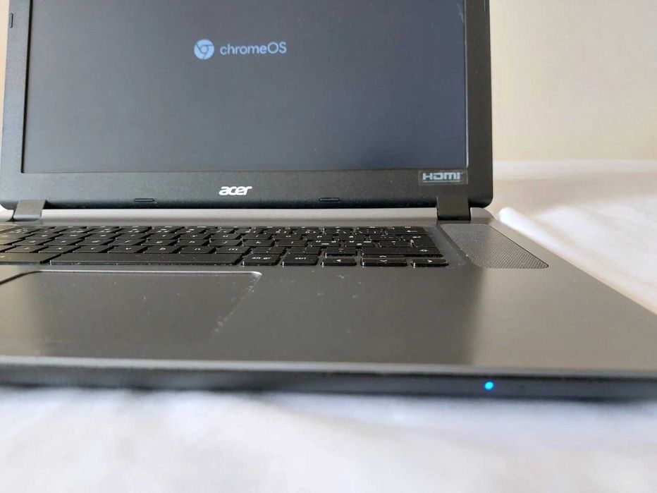 -Acer  15 / SSD ,/bateria tine 7-8 ore/ 2023/ LED