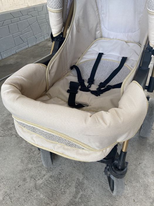 Продаю коляску трансформер зима-лето