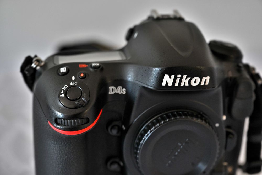 Aparat foto Nikon d4s