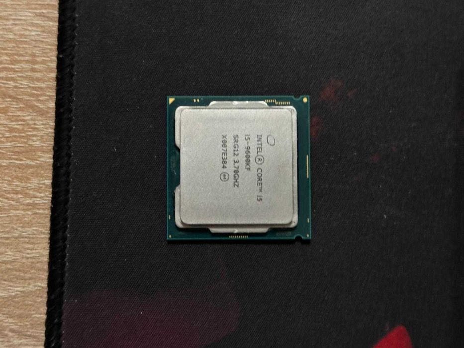 Procesor I5-9600KF  3.7 GHz Socket 1151