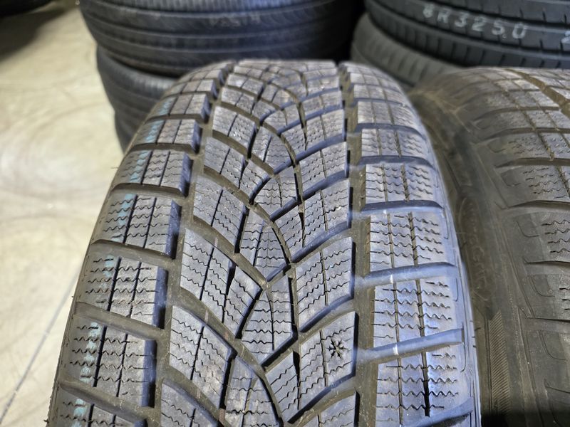 215/50/19 GOODYEAR 2бр