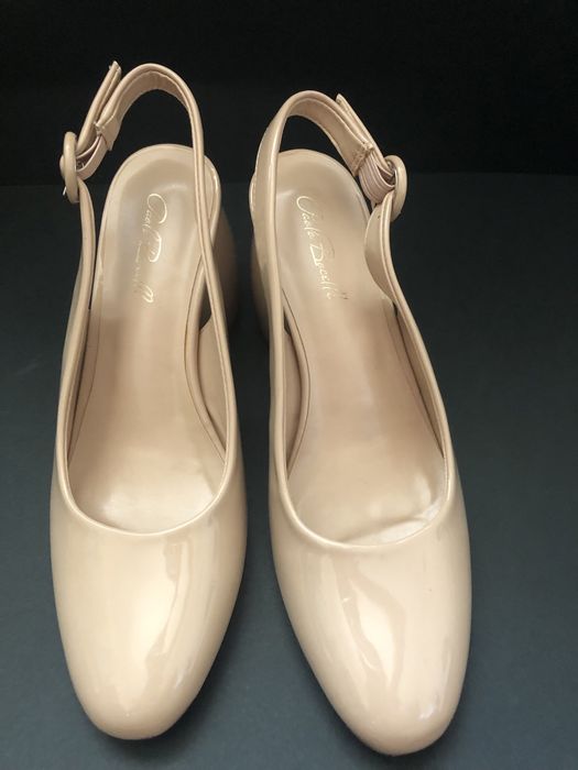 Дамски обувки с ток