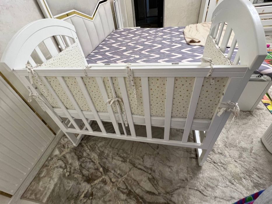 Кроватка детская