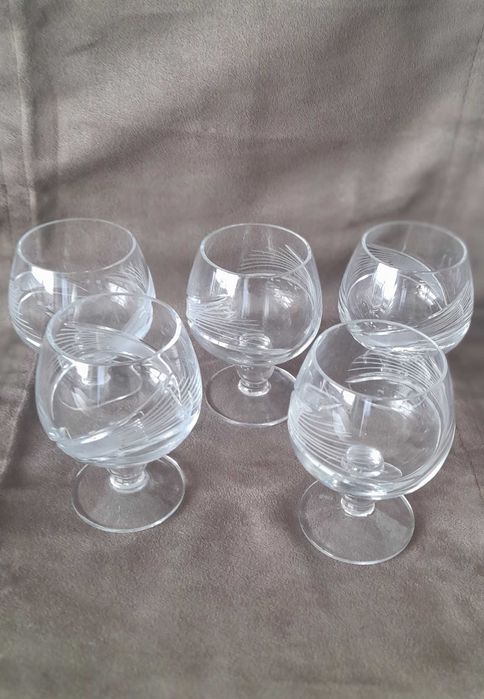 Кристални чаши за коняк