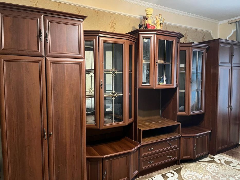 Продам стенку! Срочно!