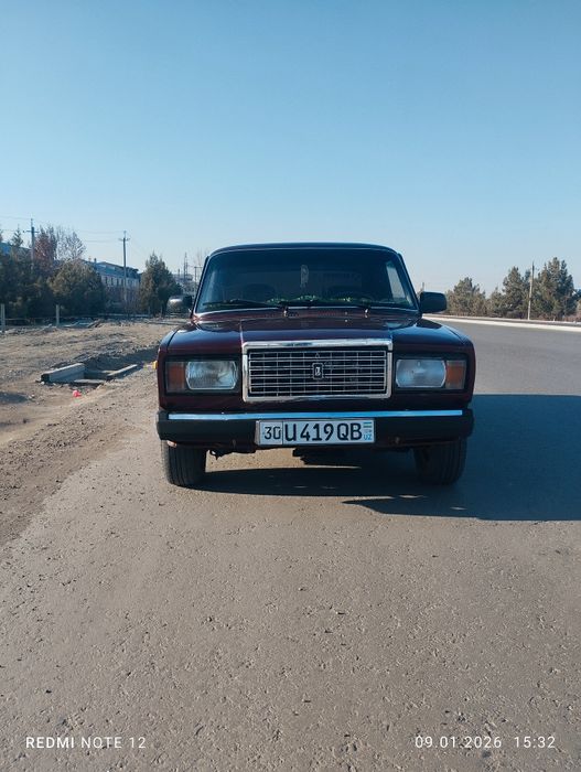 Vaz 2107 srochno sotiladi