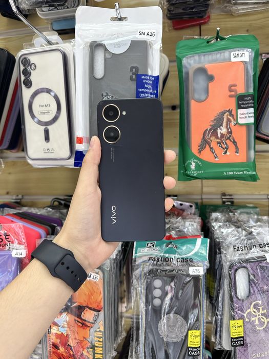 vivo y03 128gb.