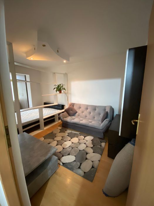 Garsonieră de închiriat