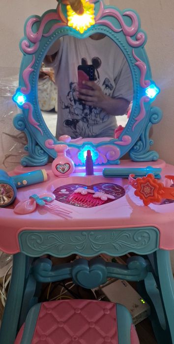 Masuta machiaj fetite