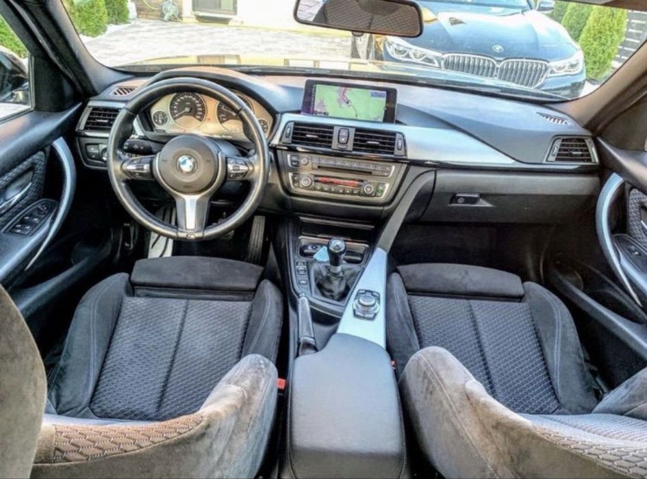 * BMW 320d xDrive Pachet M interior /exterior