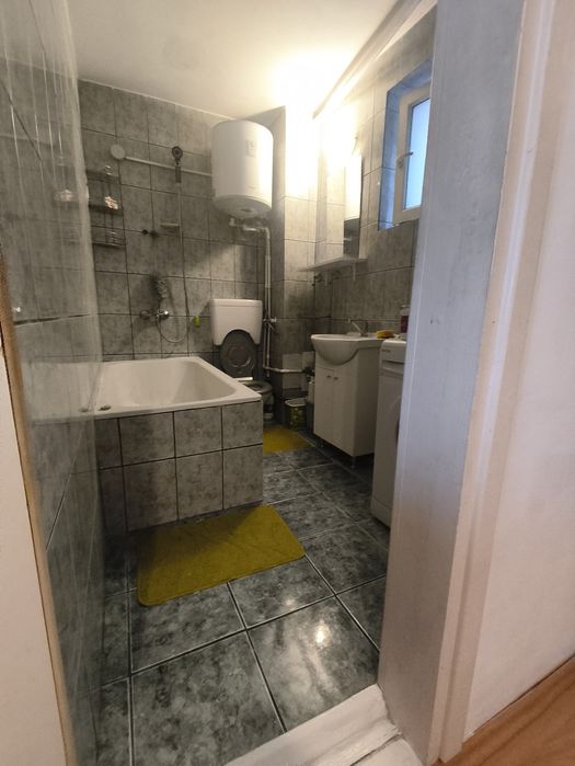 Inchiriez Ap2 cam semidec Mangalia