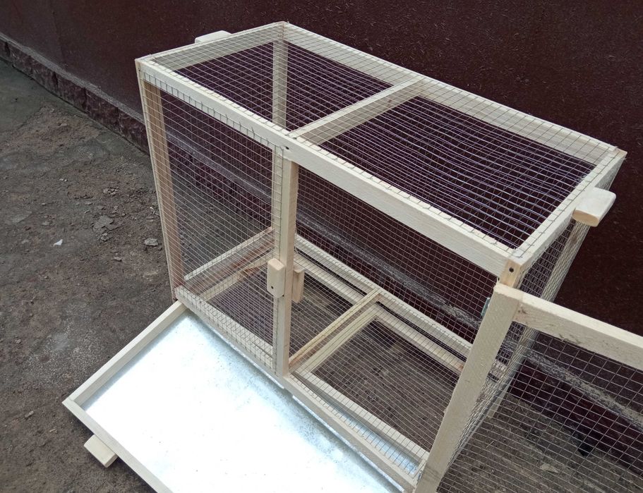 клетка для Дакана