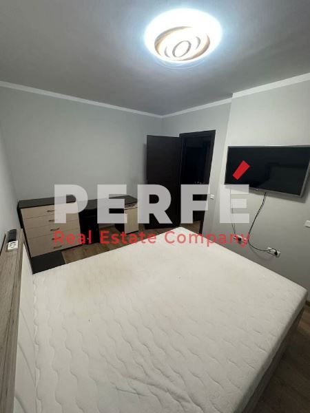 Дава се под наем Двустаен апартамент в Бургас, Зорница - 46 кв.м за 357 € - Снимка #3