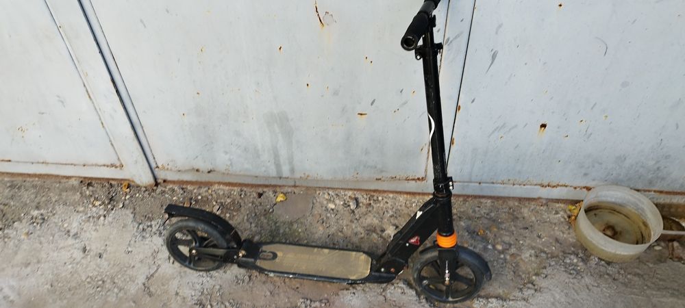 Trotineta Navestar cu suspensie