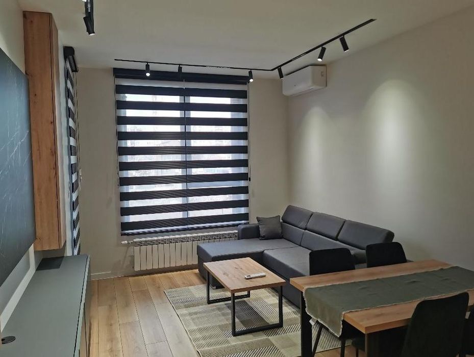 Дава се под наем Двустаен апартамент в Пловдив, Каменица 1 - 74 кв.м за 637.5 € - Снимка #1