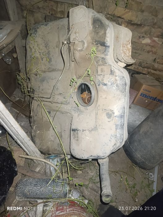 Продам запчасти на Ниссан