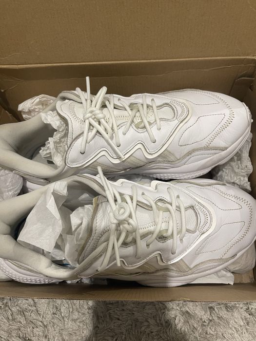 Кроссовки Adidas Ozweego