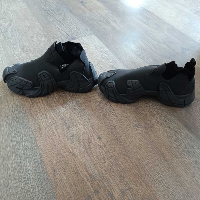 Маратонки без връзки 42-43