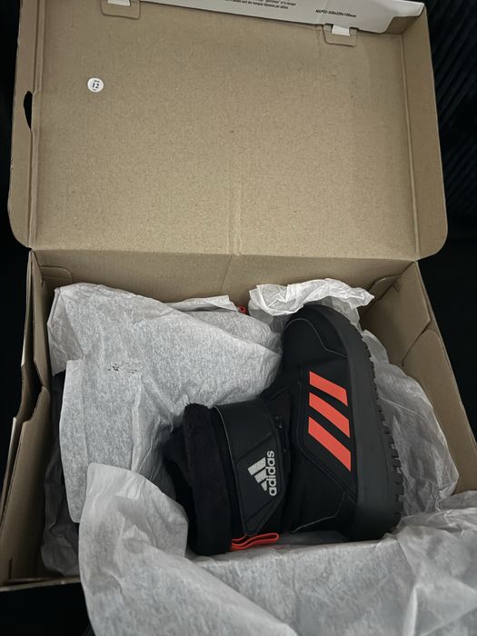 Cizme copii Adidas Winterplay marimea 30