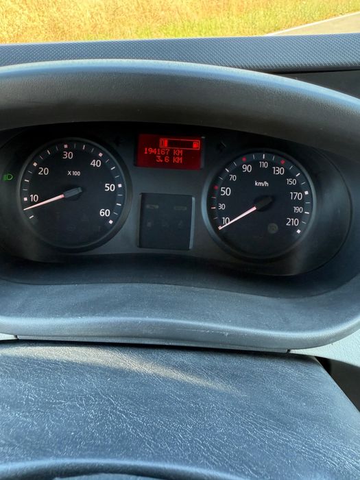 Vând  Renault  Trafic  an 2014   115 Cp Distributie pe Lanț