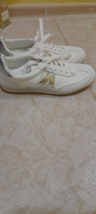 TENDENZ маратонки,обувки 38 номер