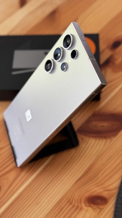 Samsung S24 ultra 512 gb