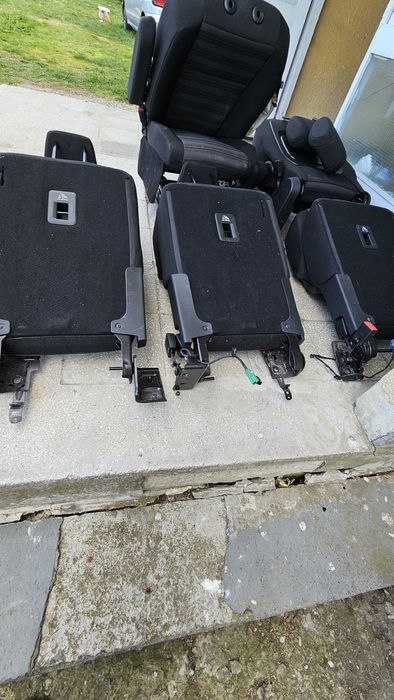 Opel Combo E на части