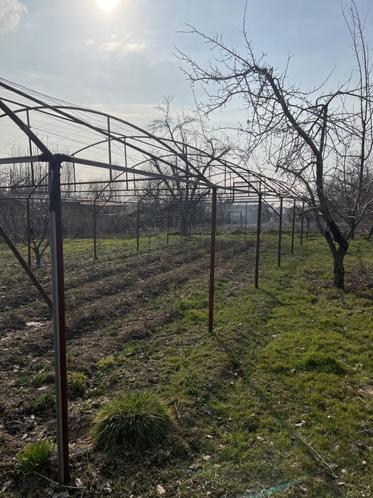 Parnik sotiladi truba materialdan qilingan