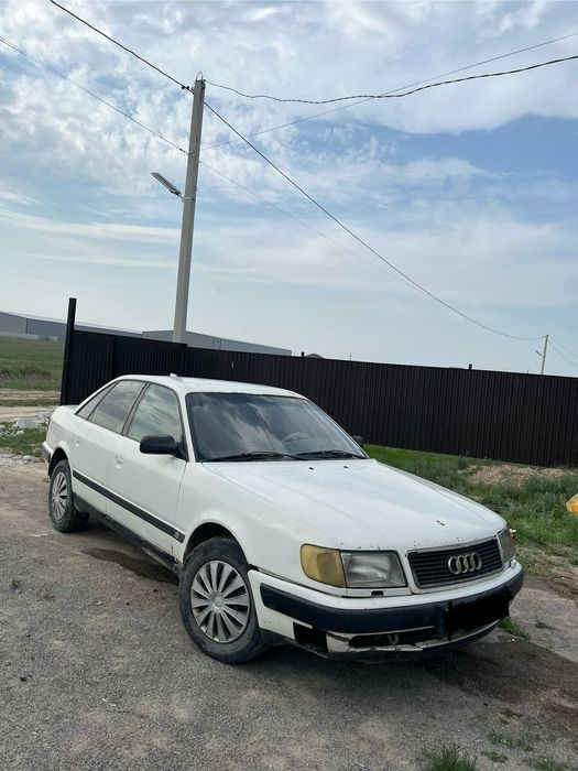 Продам машину Ауди с 4