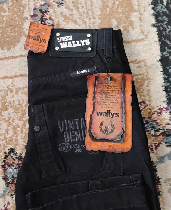 Vând blugi bărbați