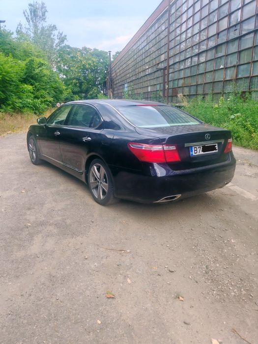 Lexus Ls600h Long 455Cp (full led adaptiv,pneumatic,trapa,piele+mahon+plafon piele întoarsă etc)