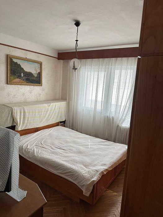 Apartament 4 Camere Decomandat Etaj 1 Reșița