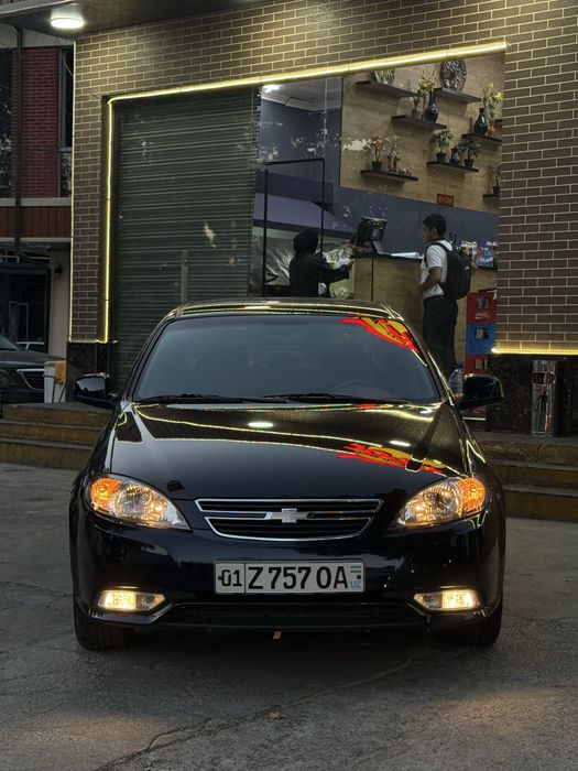 2023 yil gentra mexanika 22000km yurgan 4 pokoleniya zavod metan gaz.