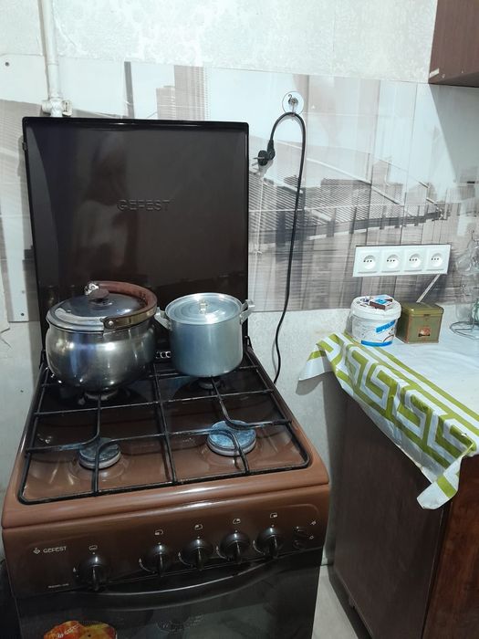 Срочно продам на Кирова.