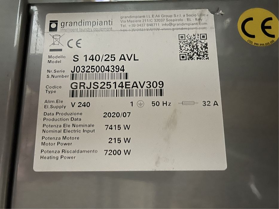 Calandru Calcat industrial 1,8 M . Folosit 1 An . Marca Gradimpianti